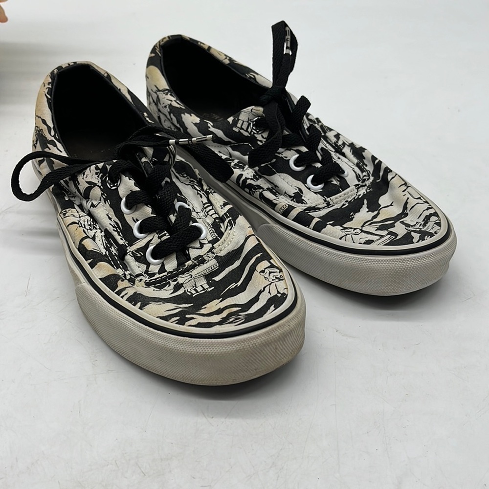 Star Wars Vans Men's Size 6. MS2435E